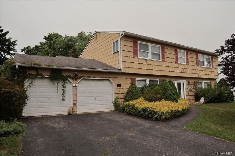 96 Rustic Avenue