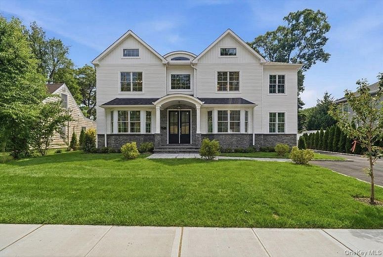 96 Shadyside Avenue