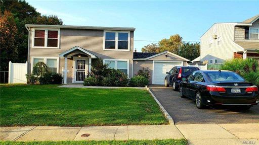 Image 1 of 19 for 13 Cooper Ln in Long Island, Levittown, NY, 11756