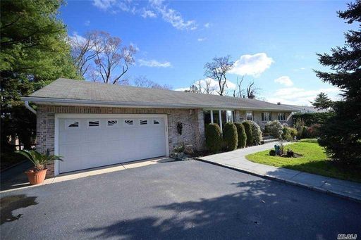 Image 1 of 31 for 6 Manning Rd in Long Island, Glen Cove, NY, 11542