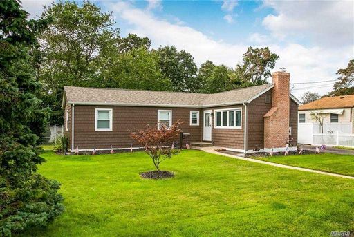 Image 1 of 27 for 1354 Pine Drive in Long Island, Bay Shore, NY, 11706