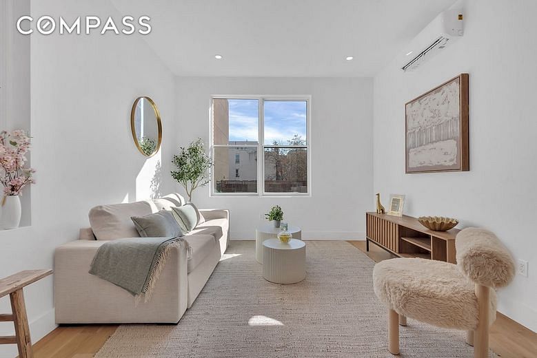 97 Seigel Street #3F