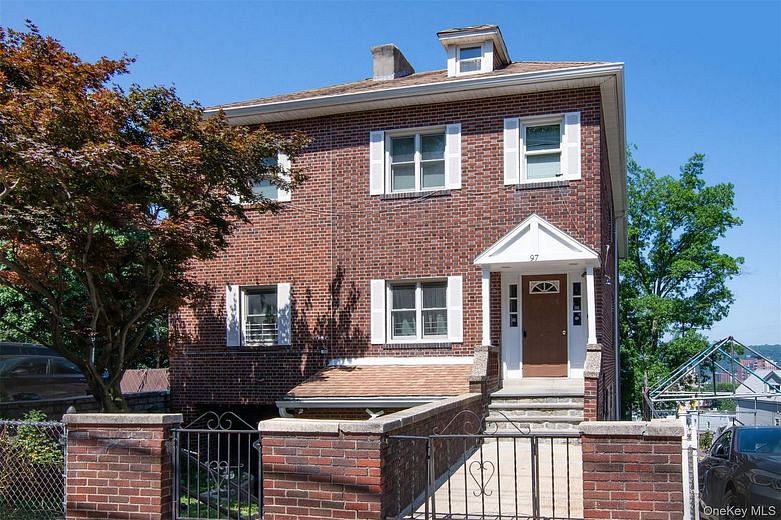 97 Van Cortlandt Pk Avenue
