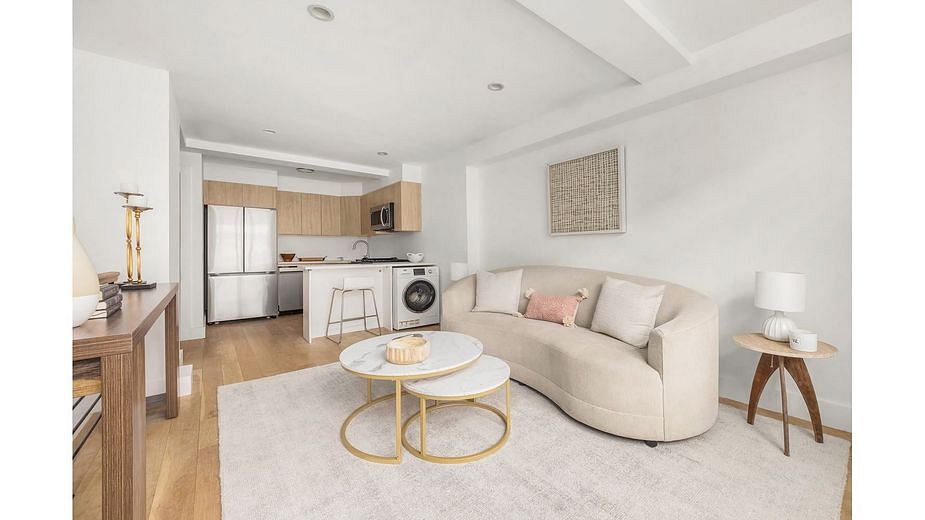 97 Waverly Avenue #1F