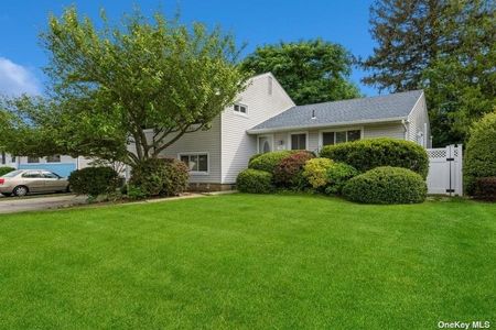 Image 1 of 22 for 3610 Summer Drive in Long Island, Wantagh, NY, 11793