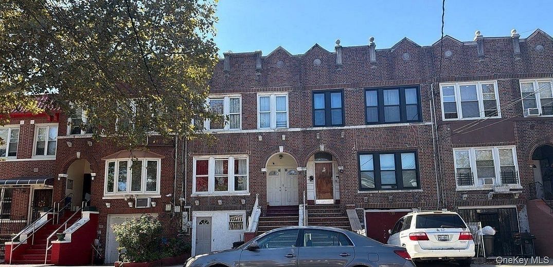 98 E 56th Street