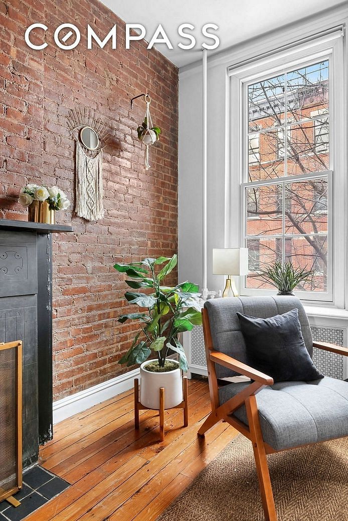 98 Luquer Street #2R