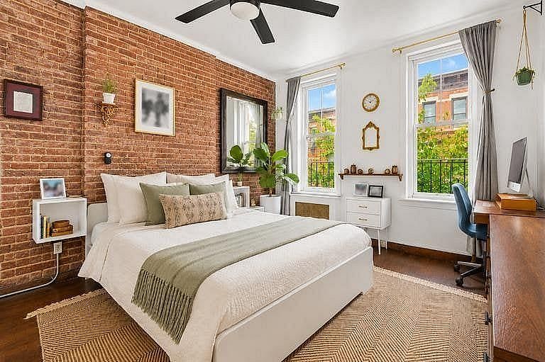 98 Luquer Street #3R