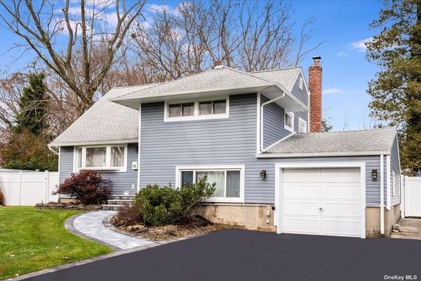 Image 1 of 29 for 19 Lancaster Place in Long Island, Huntington Station, NY, 11746