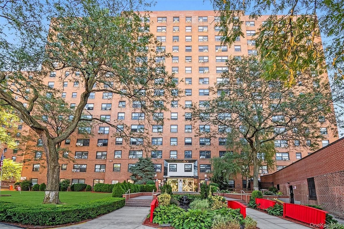Image 1 of 10 for 99-40 63rd Road #5A in Queens, Rego Park, NY, 11374
