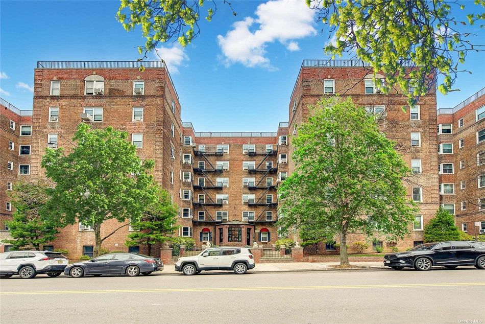 Image 1 of 23 for 99-45 67th Road #504 in Queens, Forest Hills, NY, 11375