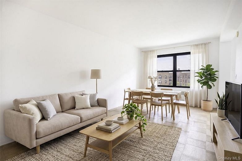 99-72 66 Road #7O