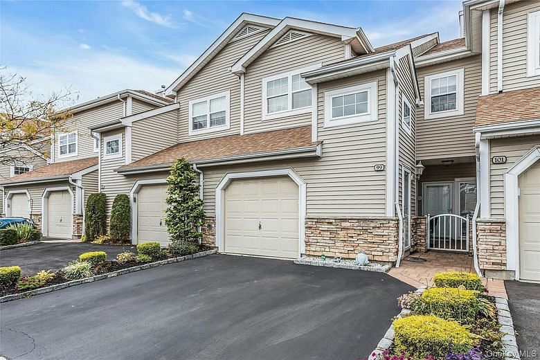 99 Carriage Lane #80A