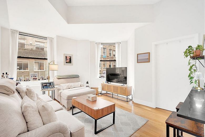 99 John Street #1007