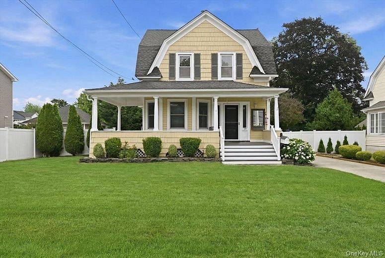 991 Cottage Place