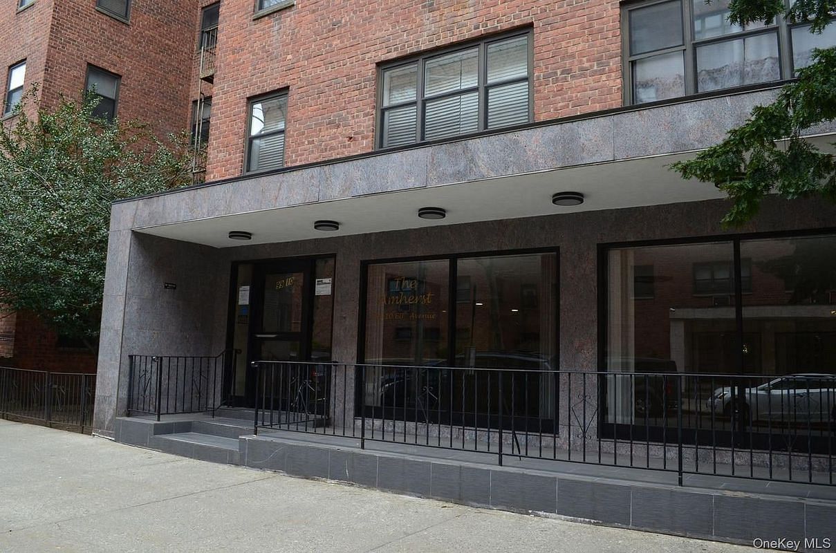 Image 1 of 17 for 9910 60th Avenue #5F in Queens, New York, NY, 11368