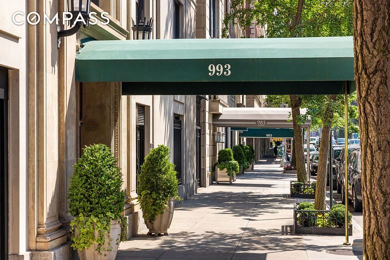 993 Park Avenue #4C