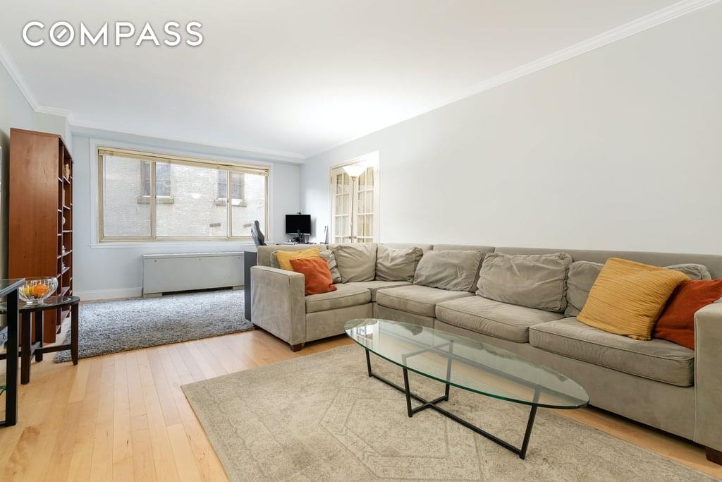 401 East 86th Street #3A in Manhattan, New York, NY 10028