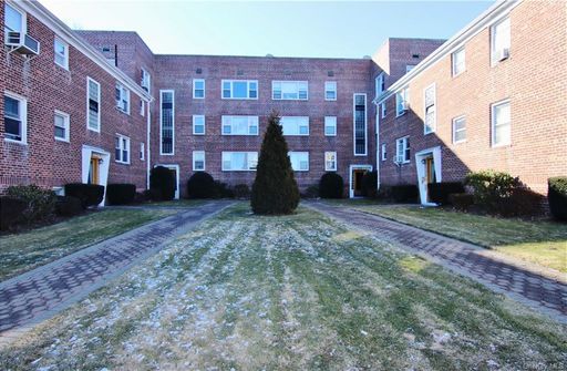 Image 1 of 34 for 32 E Broad Street #1B in Westchester, Mount Vernon, NY, 10552