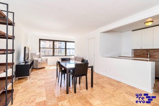 Image 1 of 12 for 205 West End Avenue #6M in Manhattan, New York, NY, 10023