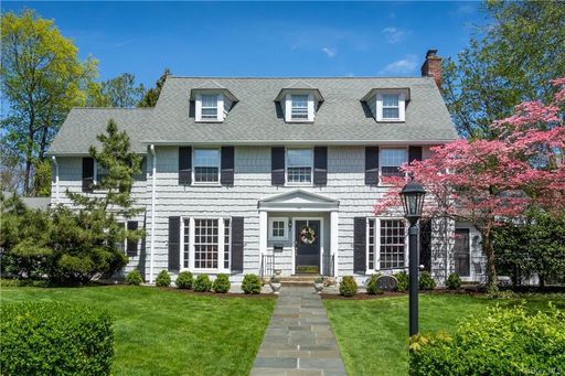 Image 1 of 18 for 110 Park Avenue in Westchester, Bronxville, NY, 10708