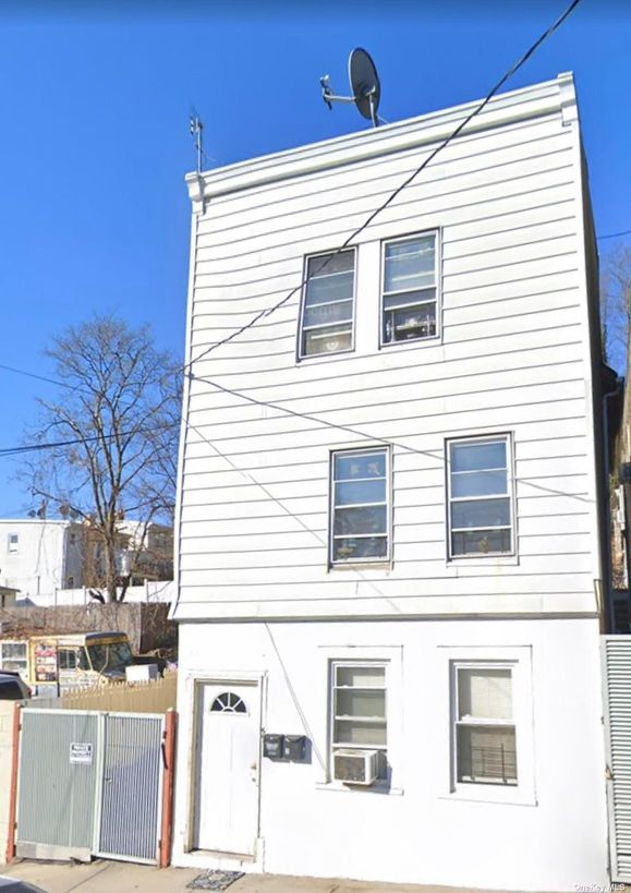 Image 1 of 31 for 57 Orchard Street in Westchester, Yonkers, NY, 10703