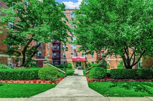 Image 1 of 12 for 485 Bronx River Road #C21 in Westchester, Yonkers, NY, 10704