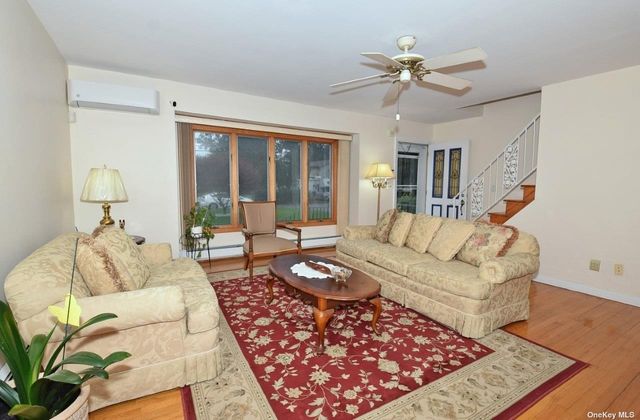 Image 1 of 20 for 8 Smith Avenue in Long Island, Holbrook, NY, 11741