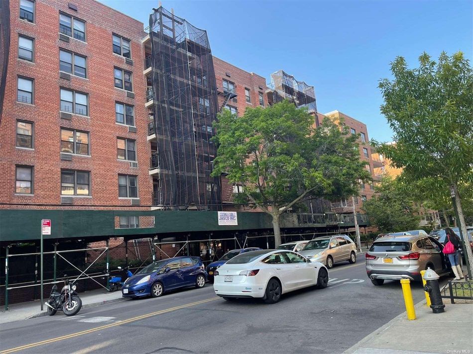 Image 1 of 6 for 137-05 Franklin Avenue #4E in Queens, Flushing, NY, 11355