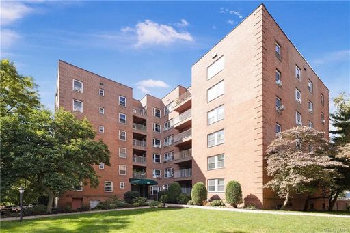 Image 1 of 19 for 555 Broadway #1C in Westchester, Hastings-on-Hudson, NY, 10706