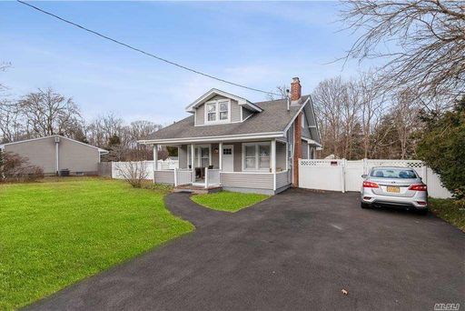 Image 1 of 36 for 17 Mooney Pond Road in Long Island, Coram, NY, 11727