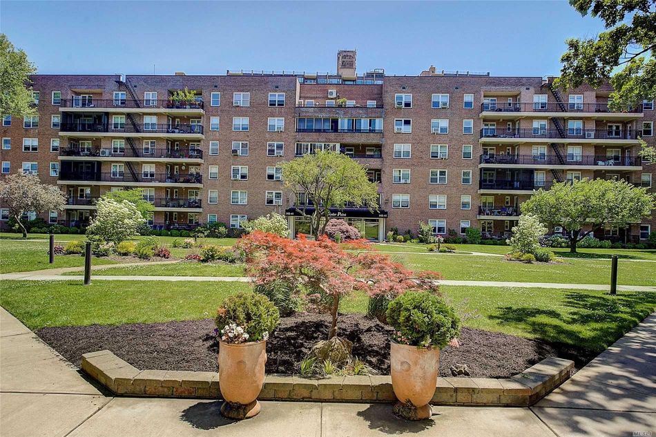 Image 1 of 29 for 162-21 Powells Cove Boulevard #3E in Queens, Whitestone, NY, 11357