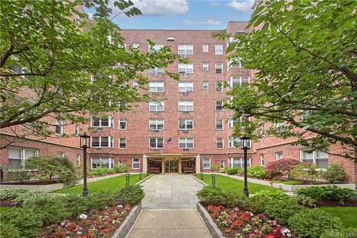 Image 1 of 24 for 120 E Hartsdale Avenue #3L in Westchester, Hartsdale, NY, 10530