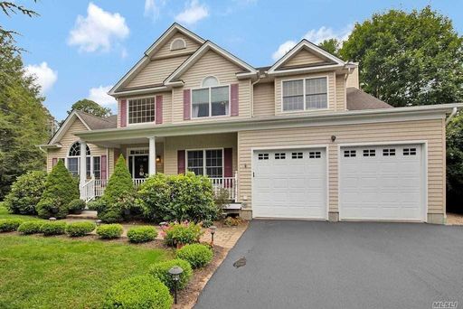 Image 1 of 33 for 14 Whitson Road in Long Island, Huntington Sta, NY, 11746