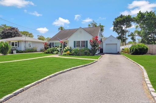 Image 1 of 26 for 27 Duryea Street in Long Island, Riverhead, NY, 11901