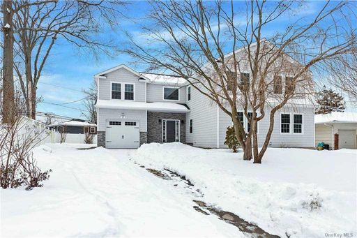 Image 1 of 36 for 27 Adrienne Drive in Long Island, Old Bethpage, NY, 11804