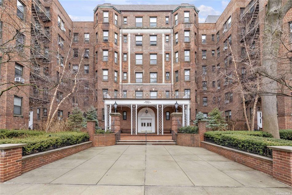 Image 1 of 24 for 84-51 Beverly Road #1G in Queens, Kew Gardens, NY, 11415