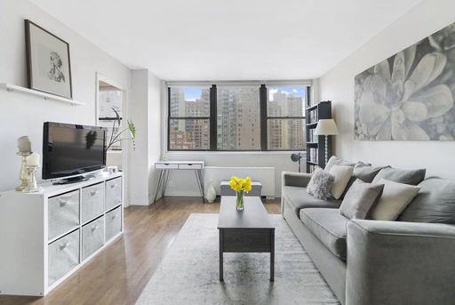 Image 1 of 16 for 225 East 36th Street #10M in Manhattan, New York, NY, 10016