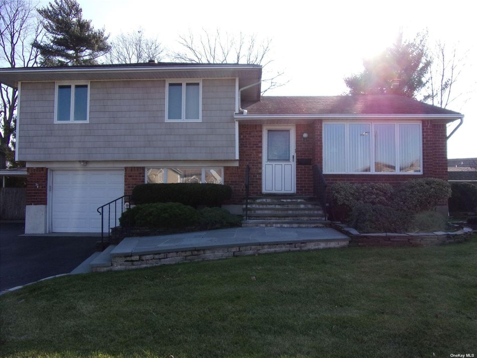 Image 1 of 26 for 14 Hyman Drive in Long Island, Farmingdale, NY, 11735