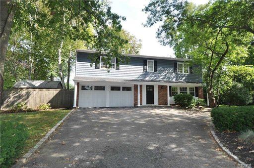 Image 1 of 22 for 262 W 22nd St in Long Island, Huntington, NY, 11743