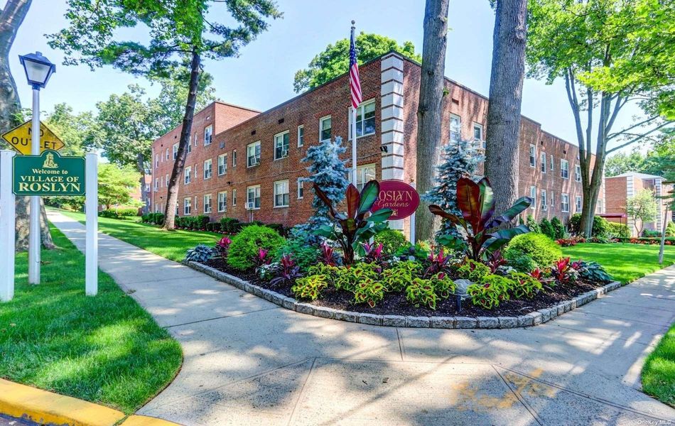 Image 1 of 18 for 62 Edwards Street #2B in Long Island, Roslyn Heights, NY, 11577