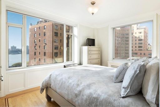 Image 1 of 12 for 305 West 72nd Street #11C in Manhattan, New York, NY, 10023