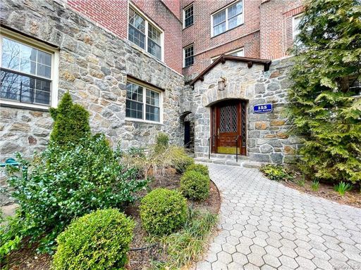 Image 1 of 22 for 155 Centre Avenue #6D in Westchester, New Rochelle, NY, 10805