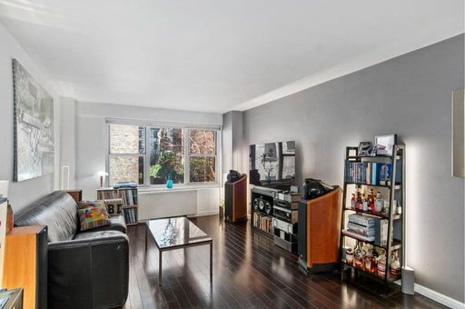 Image 1 of 7 for 33 Greenwich Avenue #2M in Manhattan, New York, NY, 10014
