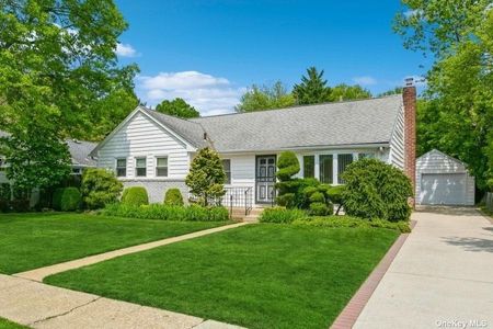 Image 1 of 30 for 1525 Jackson Avenue in Long Island, East Meadow, NY, 11554
