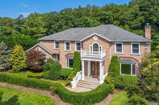 Image 1 of 33 for 20 Pettit Drive in Long Island, Dix Hills, NY, 11746