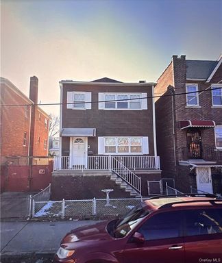 Image 1 of 36 for 1357 Crosby Avenue in Bronx, NY, 10461