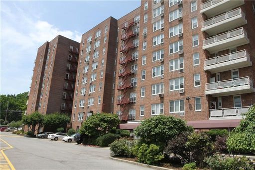Image 1 of 20 for 245 Rumsey Road #6P in Westchester, Yonkers, NY, 10701