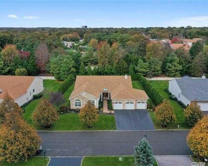 Image 1 of 28 for 49 Hamlet Woods Drive in Long Island, St. James, NY, 11780