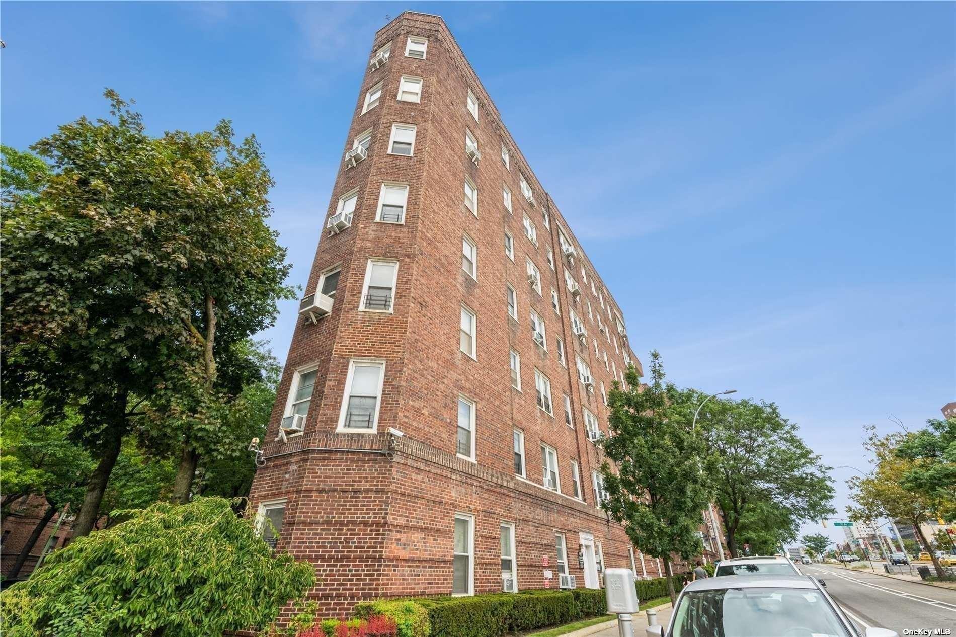 106-15 Queens Blvd in Queens, Forest Hills, NY 11375